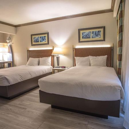 Vanllee Hotel Covina Eksteriør billede