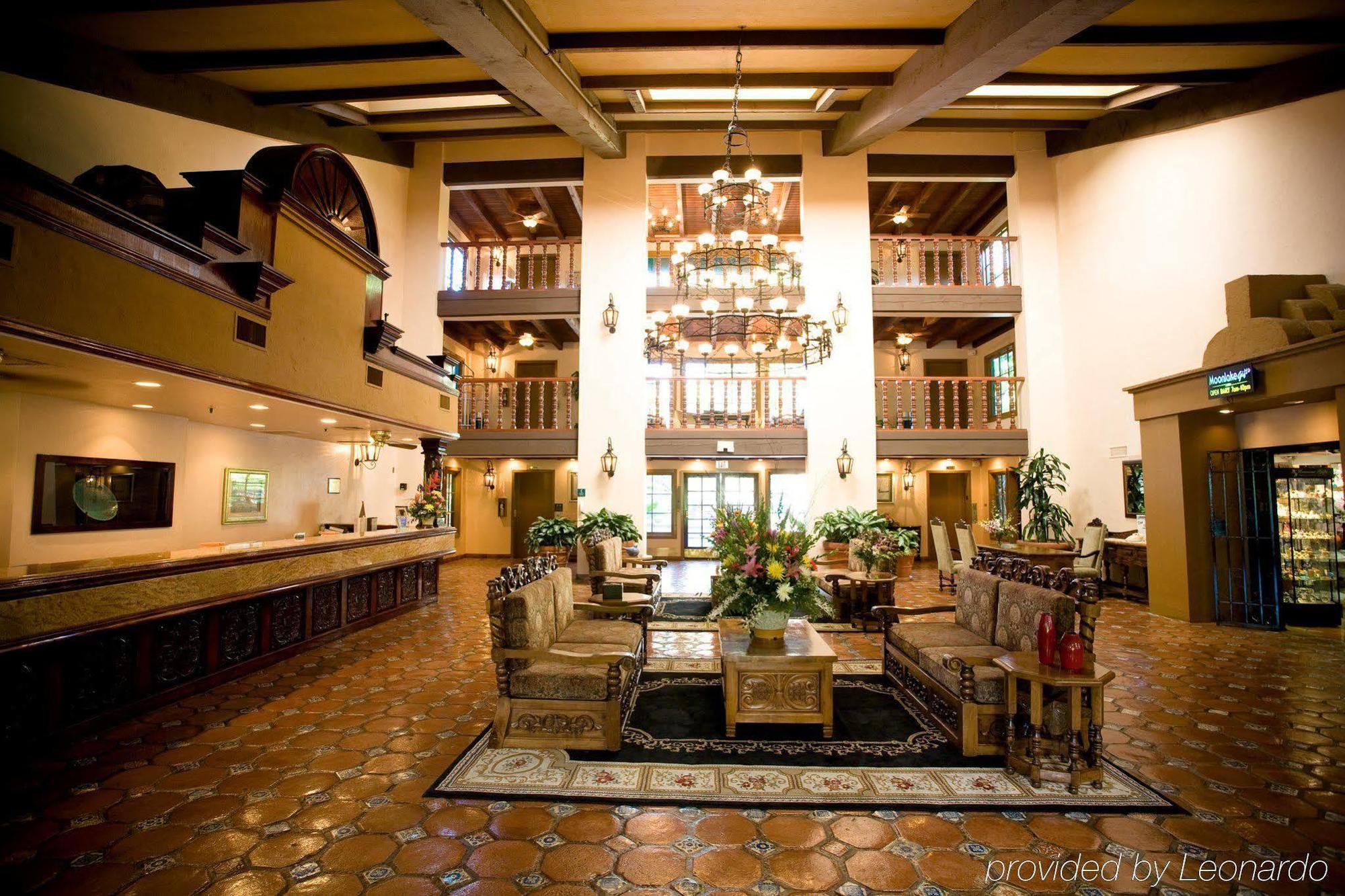 Vanllee Hotel Covina Interiør billede