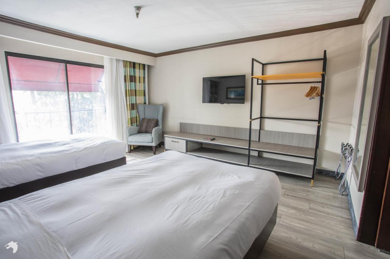 Vanllee Hotel Covina Eksteriør billede